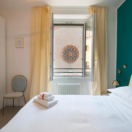 Santa Maria Square View - Family Accomodation Milan Exterior photo